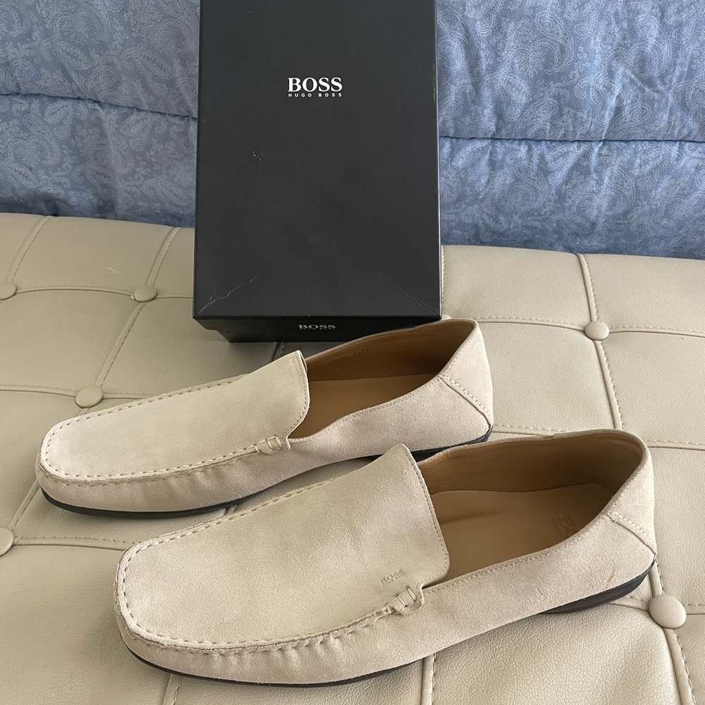 NWT mens Hugo Boss beige suede slip on shoes